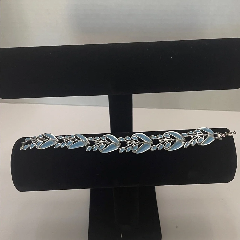 Vintage Silver and Blue enamel Leaf Bracelet - Picture 2 of 2